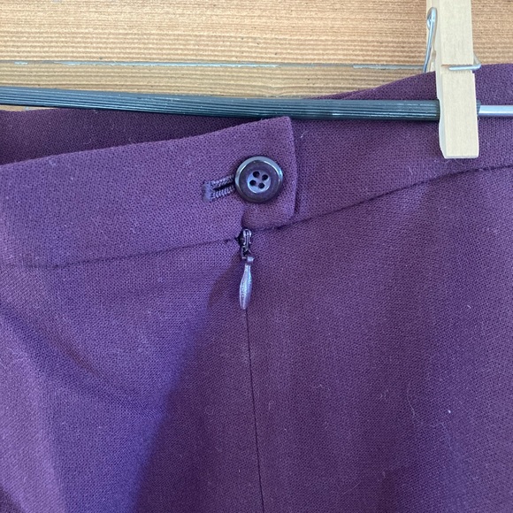 100% Wool Skirt with lining - Picture 4 of 9